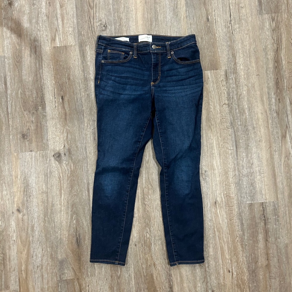 Universal thread jeans